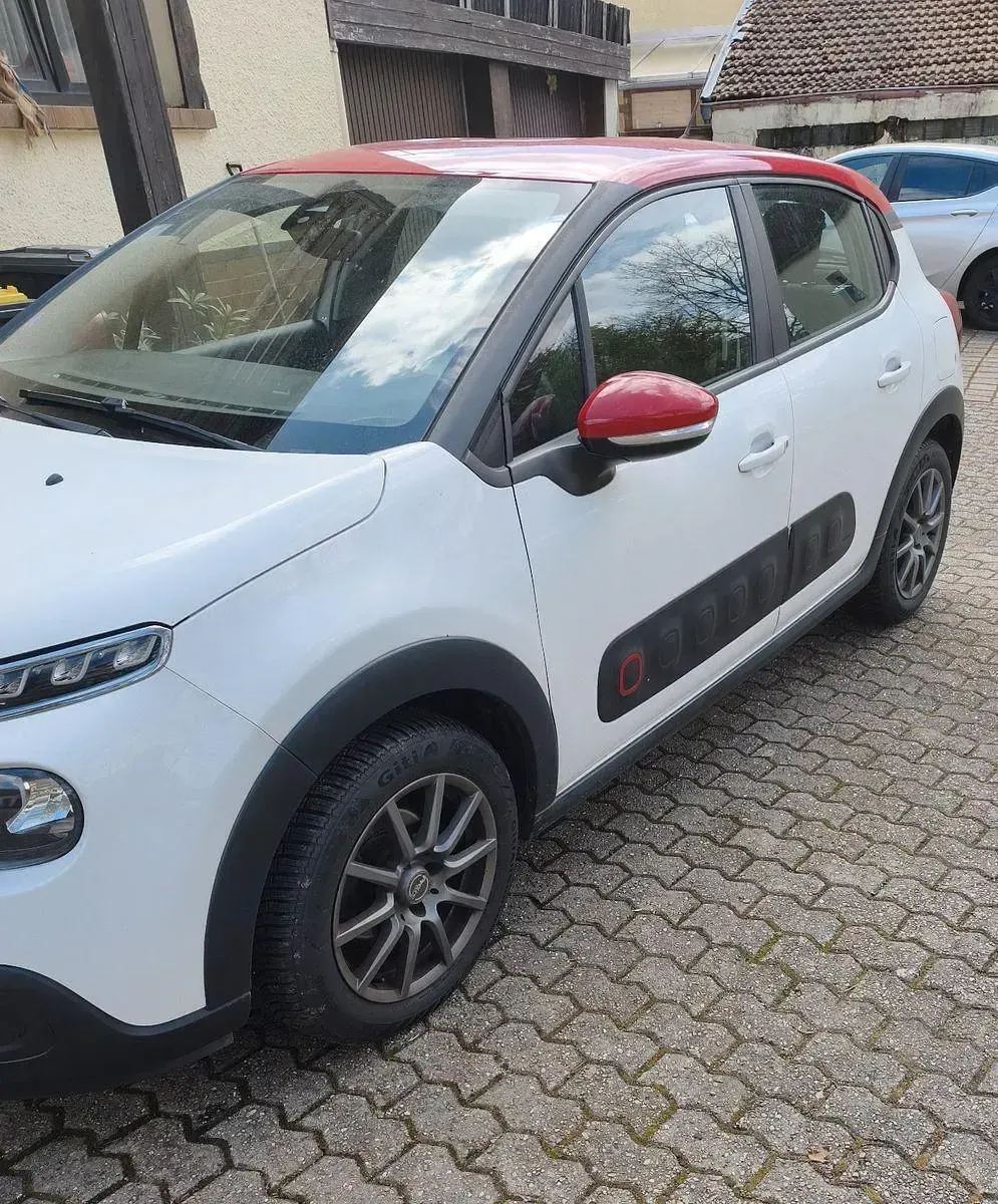 Gebraucht Citroën C3 Feel 82 PS (60 kW) 2018 Weiß Kleinwagen