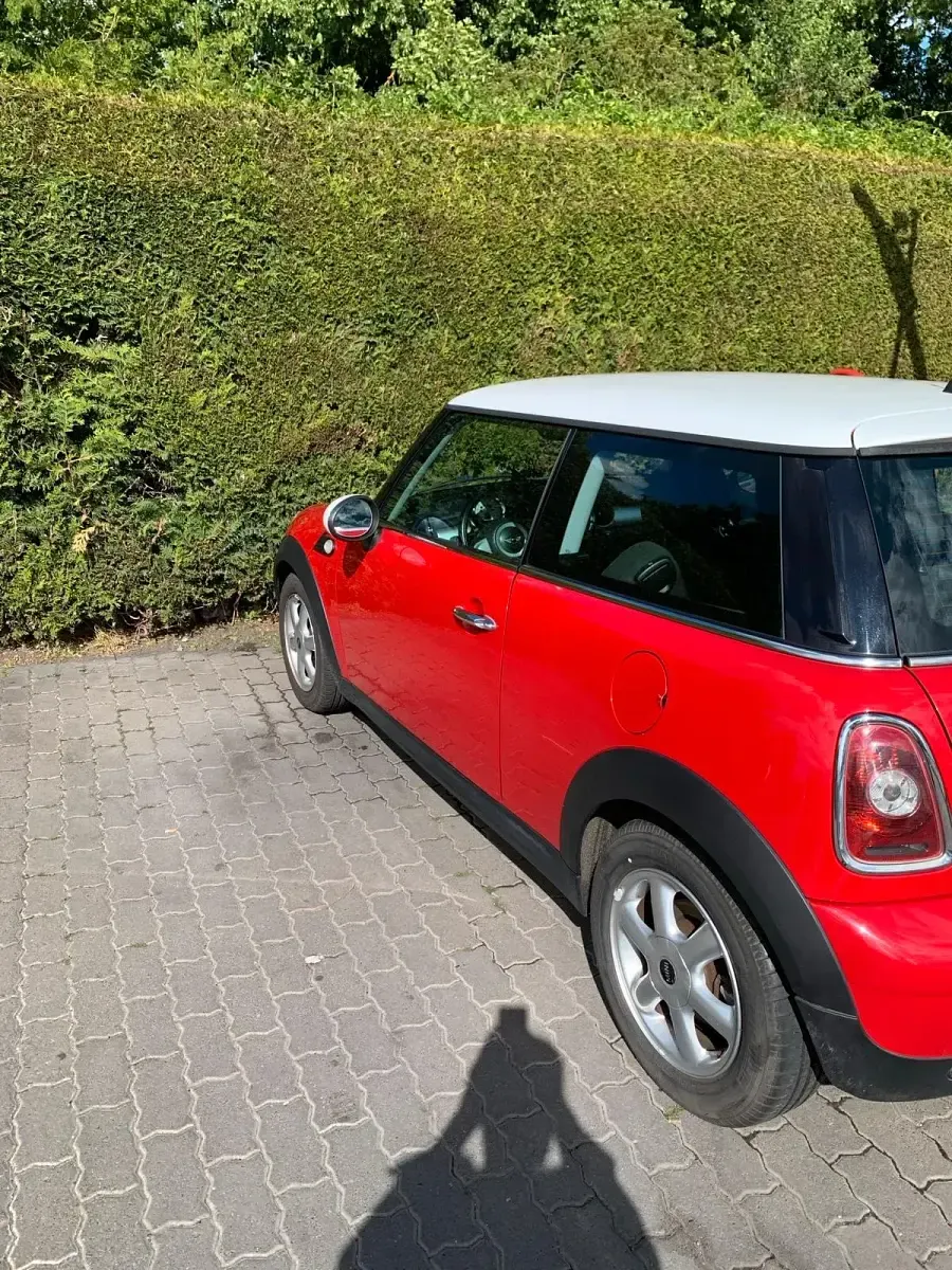 Gebraucht Mini Cooper 122 PS (89 kW) 2010 Rot Kleinwagen
