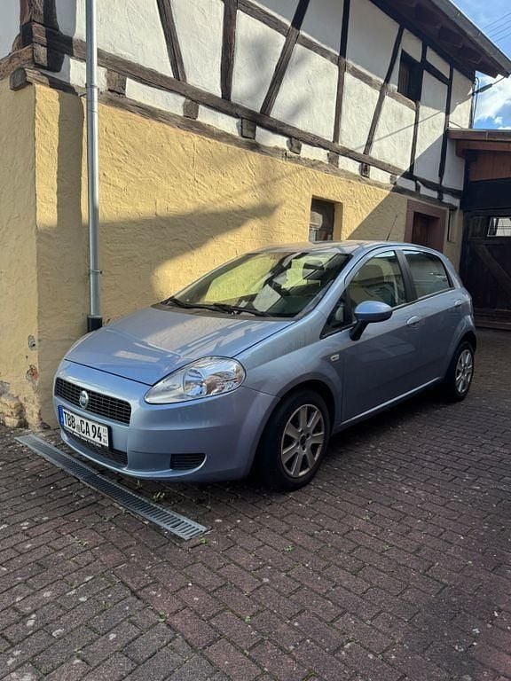 Blau Gebraucht 2005 Fiat Grande Punto Active Kleinwagen | 1.590 € (Fairer Preis) - Bild 1/4