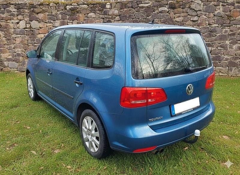 Gebraucht VW Touran 105 PS (77 kW) 2012 Blau Van / Kleinbus