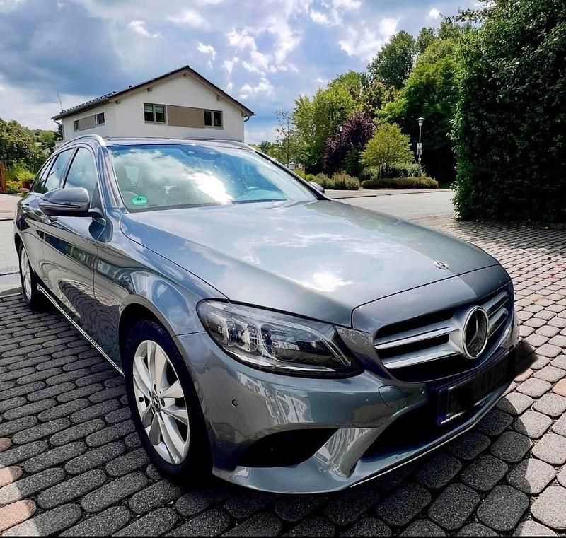 Gebraucht Mercedes 220 194 PS (142 kW) 2018 Grau Kombi