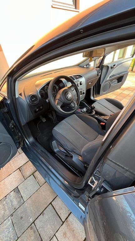 Gebraucht Seat Leon 102 PS (75 kW) 2006 Grau Kleinwagen