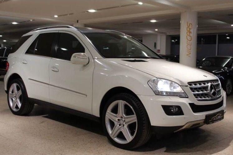 Weiß Gebraucht 2010 Mercedes ML350 SUV | 12.499 € (Etwas zu teuer) - Bild 1/4