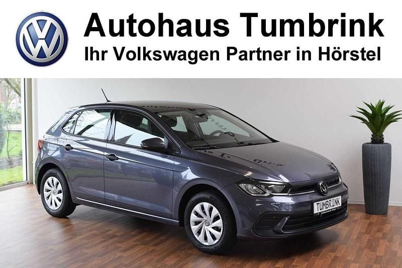 Rauchgrau metallic Gebraucht 2024 VW Polo Life Limousine | 21.980 € (Teuer) - Bild 1/4