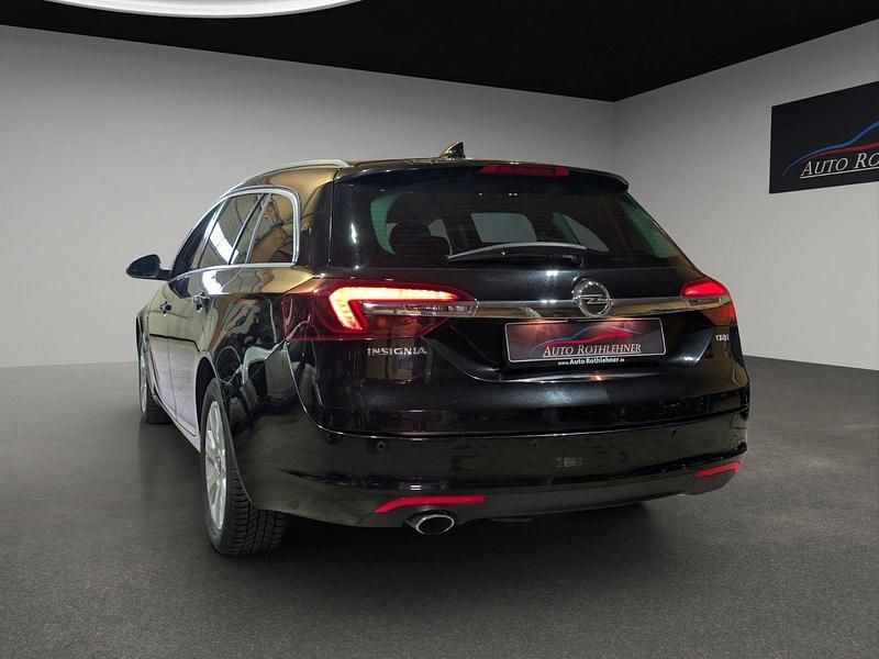 Second-hand Opel Insignia 170 CP (125 kW) 2017 Negru Break