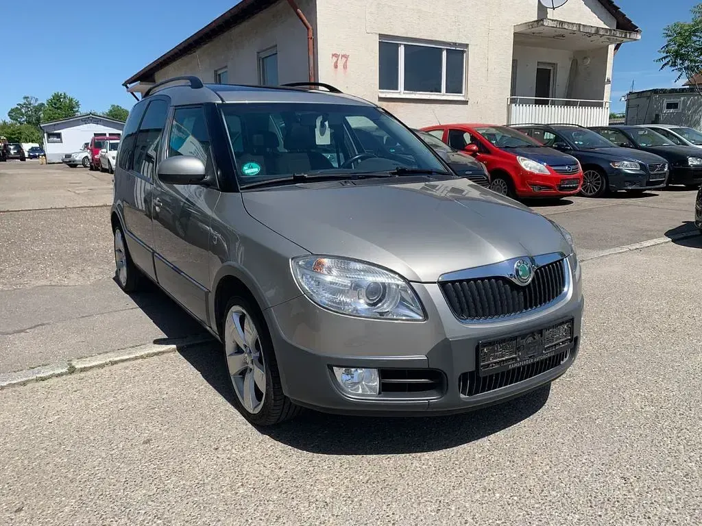 Gebraucht Skoda Roomster Scout Plus Edition 105 PS (77 kW) 2009 Beige Kombi