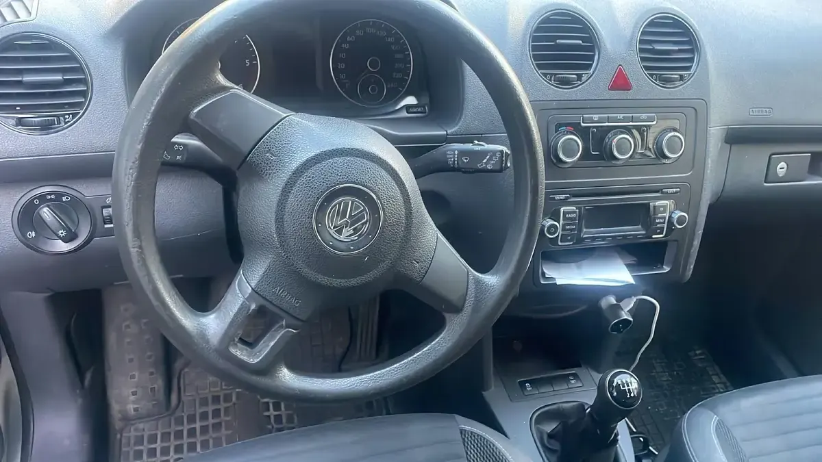 Gebraucht VW Caddy 102 PS (75 kW) 2014 Silber Van / Kleinbus