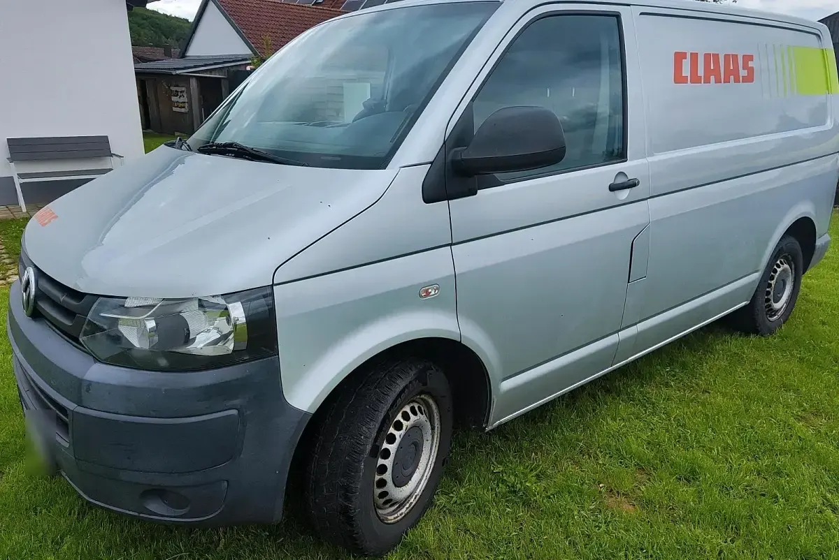 Gebraucht VW Transporter 140 PS (102 kW) 2009 Silber Van