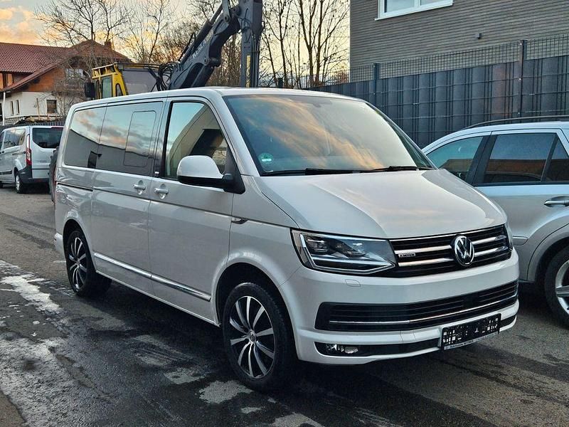 Weiß Gebraucht 2017 VW Multivan Generation Six Van | 26.850 € (Superpreis) - Bild 1/4