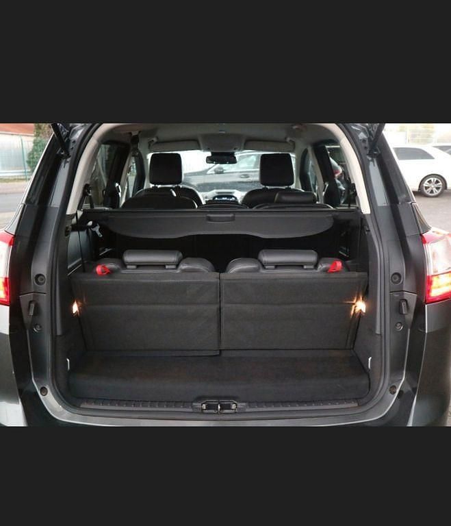 Gebraucht Ford C-MAX Titanium 120 PS (88 kW) 2017 Grau Van / Kleinbus