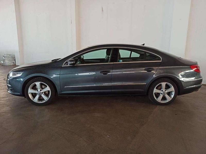 Gebraucht VW Passat Basis 160 PS (117 kW) 2009 Grau Kombi