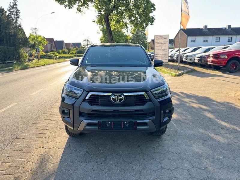 Neu Toyota HiLux 204 PS (150 kW) 2026 Tiefschwarz mica metallic Pickup