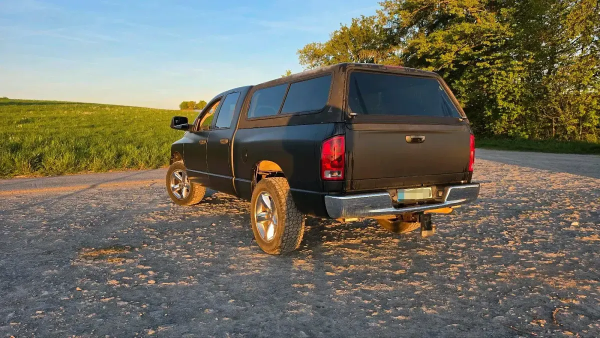 Gebraucht Dodge Ram 349 PS (256 kW) 2007 Silber Pickup