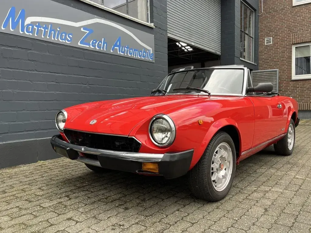 Gebraucht Fiat 124 Spider 105 PS (77 kW) 1984 Rosso corsa Cabrio