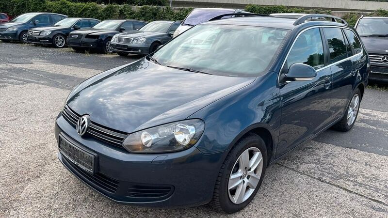 Blau Gebraucht 2010 VW Golf VI Comfortline Kombi | 3.500 € (Fairer Preis) - Bild 1/4