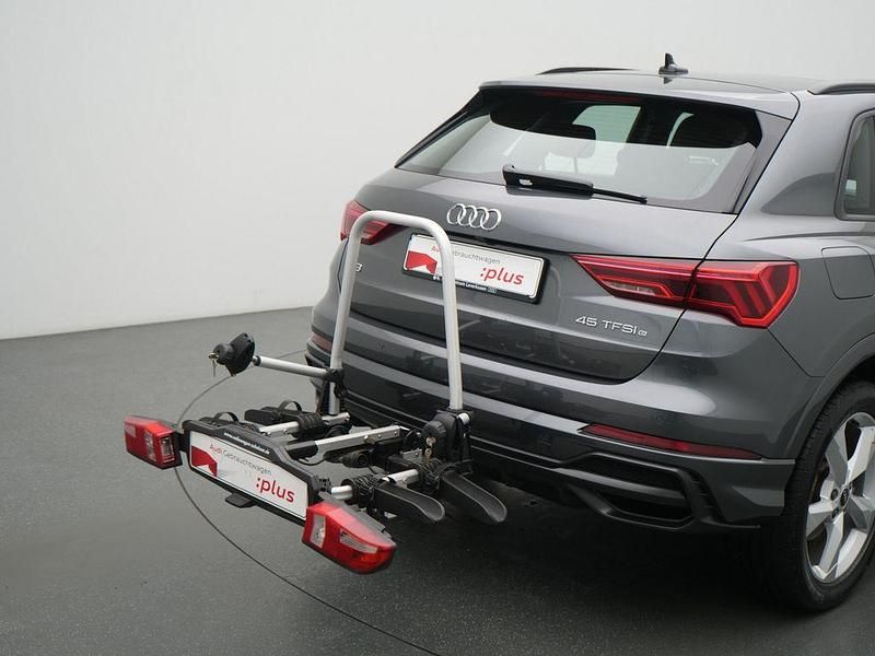 Gebraucht Audi Q3 Ambiente 245 PS (180 kW) 2022 Daytonagrau perleffekt SUV
