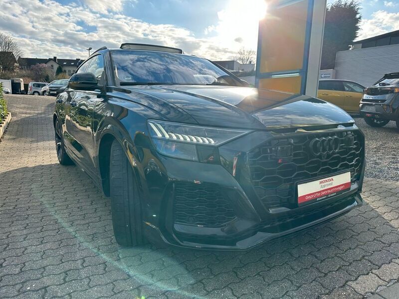 Mythosschwarz metallic Gebraucht 2023 Audi RS Q8 Sport SUV | 119.900 € (Superpreis) - Bild 1/4
