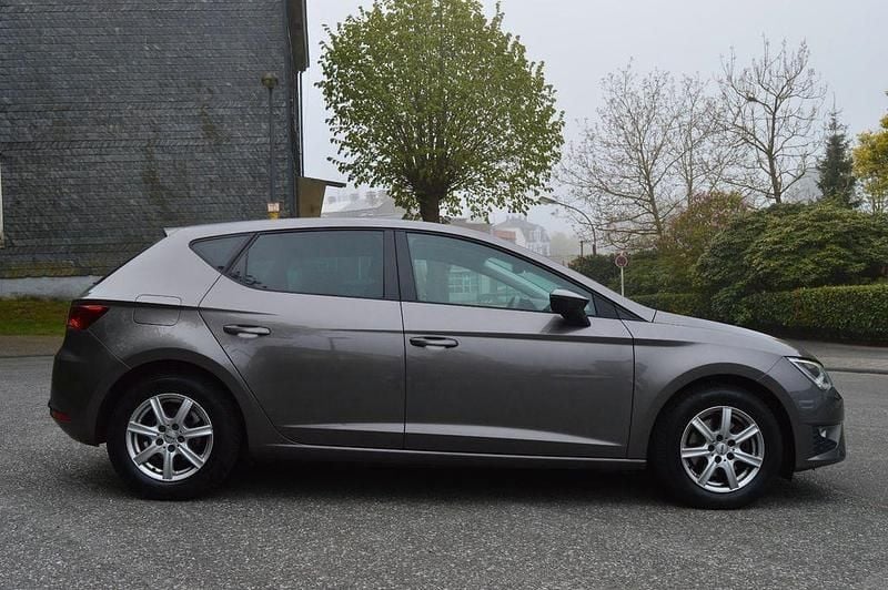 Usata Seat Leon FR 125 CV (91 kW) 2017 Grigio Berlina