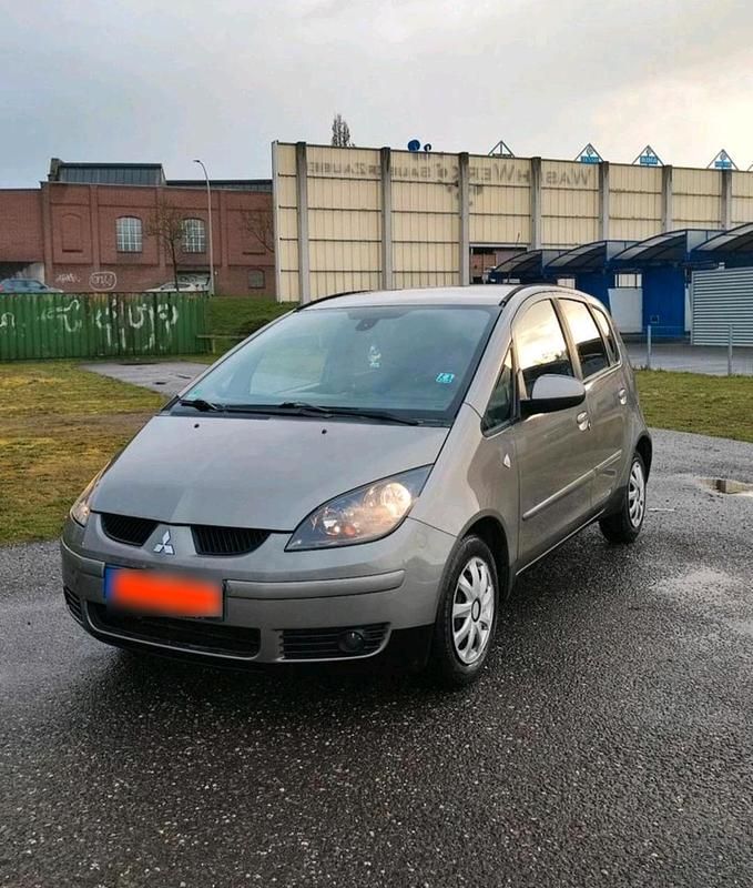 Gebraucht Mitsubishi Colt 75 PS (55 kW) 2024 Grau Kleinwagen