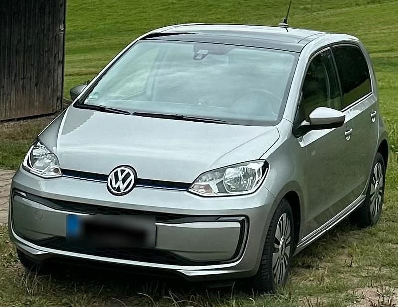 Second-hand VW e-up! 60 kW (82 CP) 2018 Argintiu Hatchback
