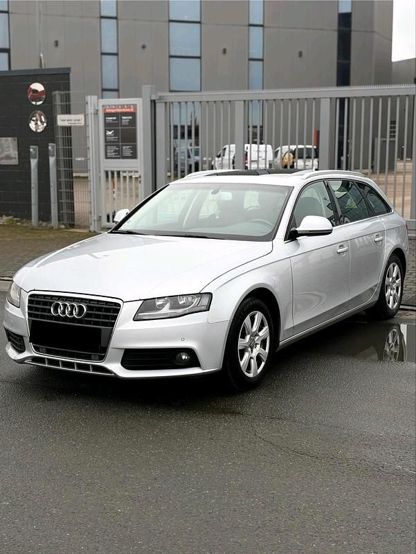 Silber Gebraucht 2008 Audi A4 Kombi | 4.800 € (Superpreis) - Bild 1/4