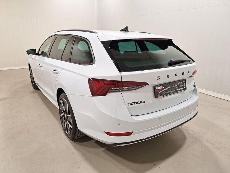 Gebraucht Skoda Octavia SportLine 2022 Weiss