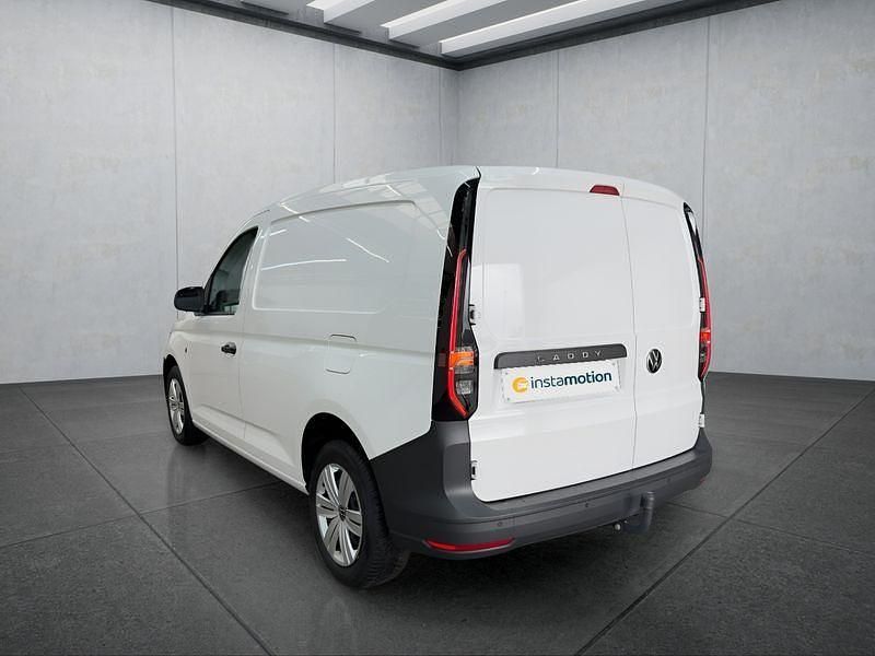 Gebraucht VW Caddy 122 PS (89 kW) 2023 Weiß Van / Kleinbus