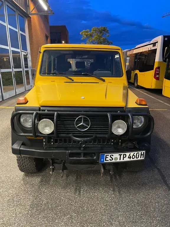 Gebraucht Mercedes G230 125 PS (91 kW) 1985 Gelb SUV