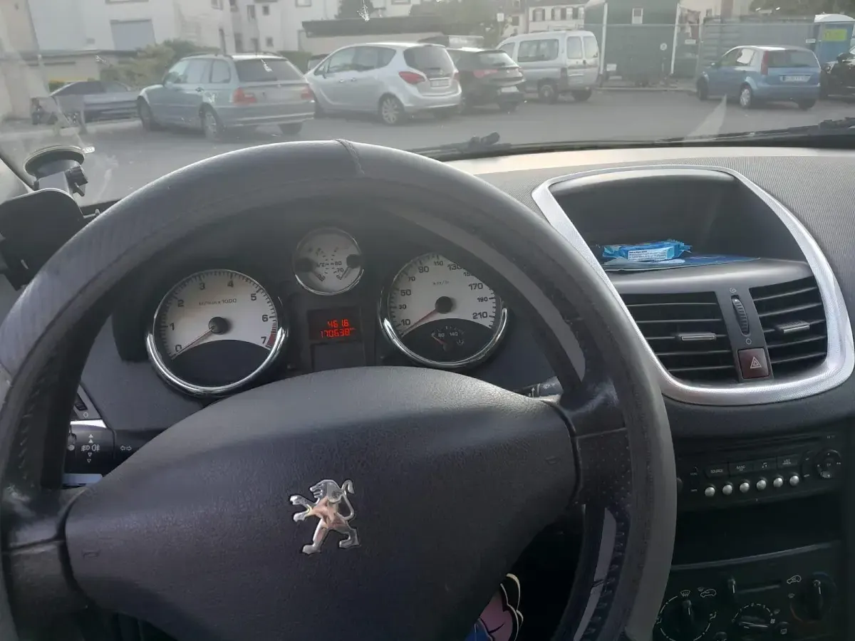 Gebraucht Peugeot 207 Sport 120 PS (88 kW) 2008 Grau Limousine