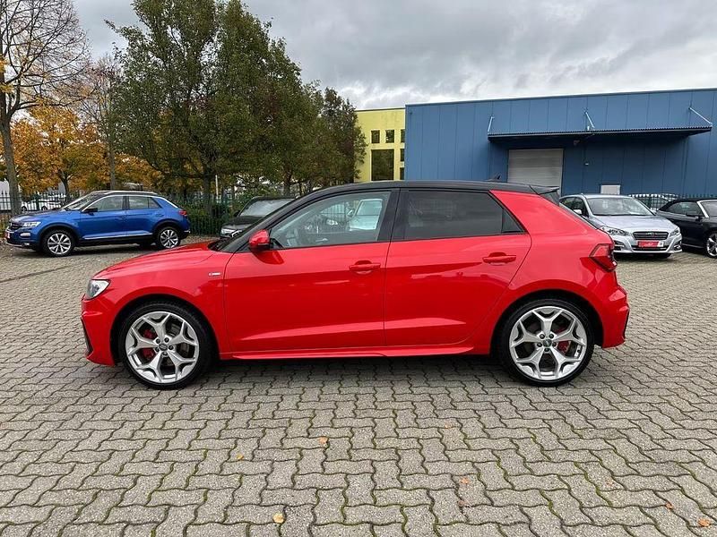 Gebraucht Audi A1 Ambiente 200 PS (147 kW) 2020 Rot Limousine