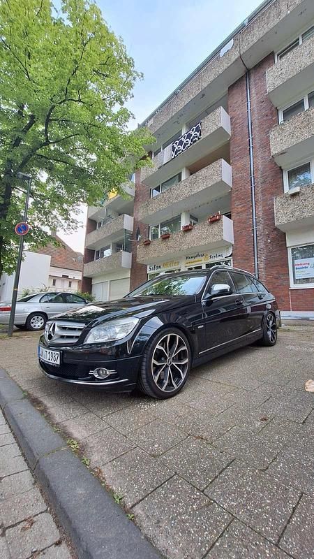 Gebraucht Mercedes C320 Avantgarde 224 PS (164 kW) 2008 Schwarz Kombi