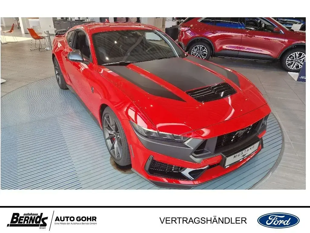 Neu Ford Mustang Dark Horse 454 PS (333 kW) 2025 Race red Coupé