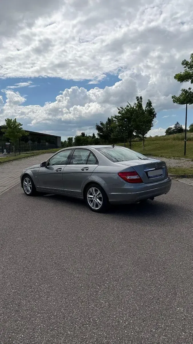 Gebraucht Mercedes C180 Avantgarde 156 PS (114 kW) 2012 Grau Limousine