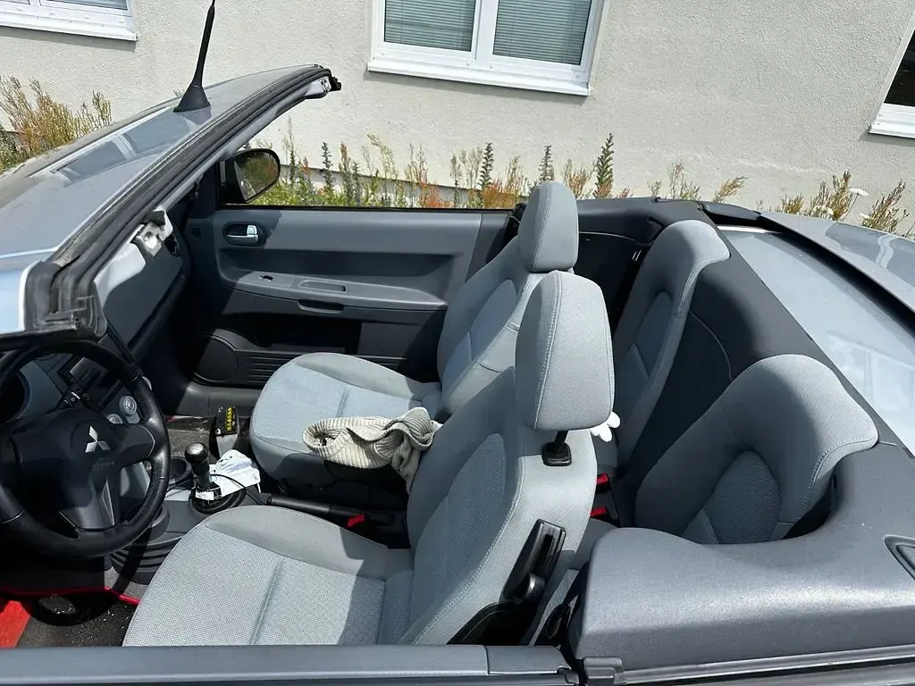 Gebraucht Mitsubishi Colt 109 PS (80 kW) 2006 Silber Cabrio