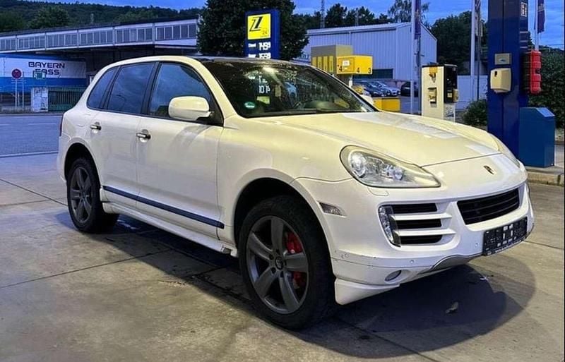 Gebraucht Porsche Cayenne 241 PS (177 kW) 2010 Weiß SUV