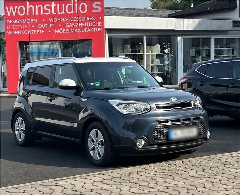 Blau Gebraucht 2014 Kia Soul SUV | 9.199 € (Fairer Preis) - Bild 1/1