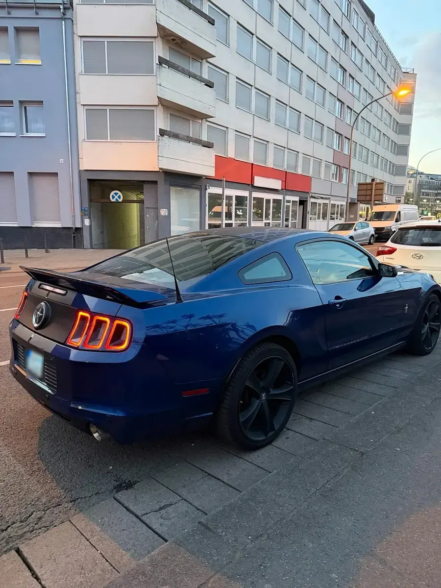 Usado Ford Mustang 308 HP (226 kW) 2014 Azul Coupé