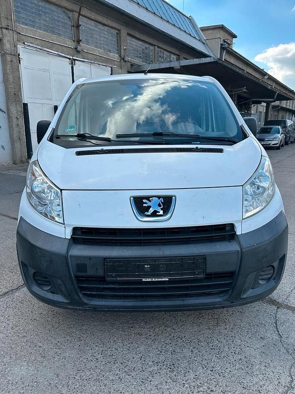 Weiß Gebraucht 2010 Peugeot Expert Van | 3.499 € (Guter Preis) - Bild 1/4
