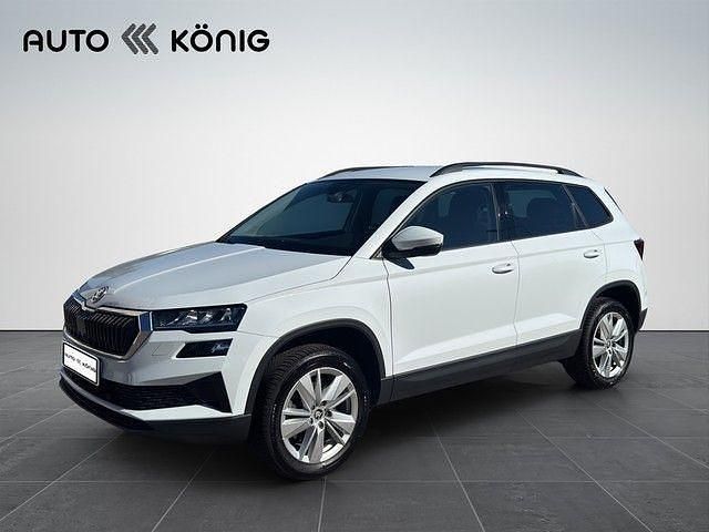 Gebraucht Skoda Karoq Selection 150 PS (110 kW) 2025 Moonweiß perleffekt SUV