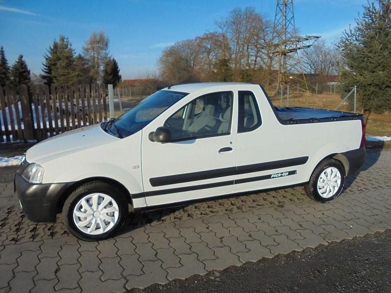 Gebraucht Dacia Logan Pick-Up 86 PS (63 kW) 2010 Weiß Abholung
