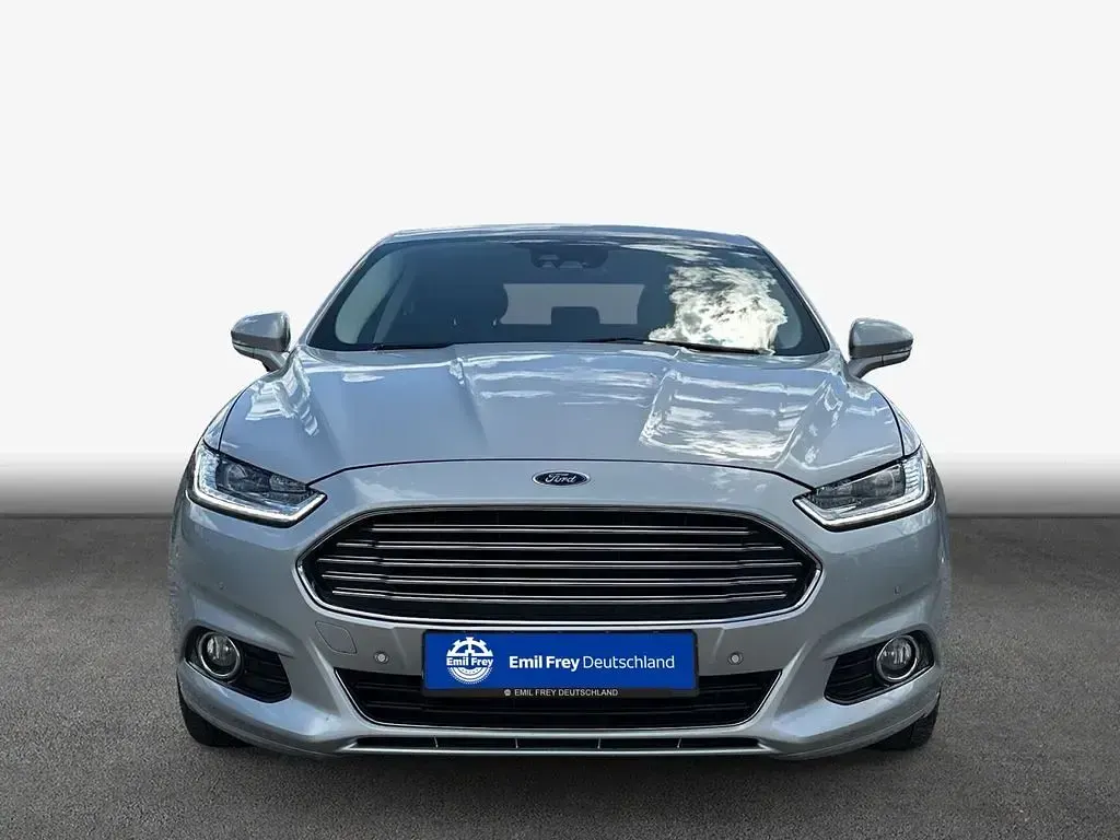 Gebraucht Ford Mondeo Titanium 150 PS (110 kW) 2016 Silber Limousine