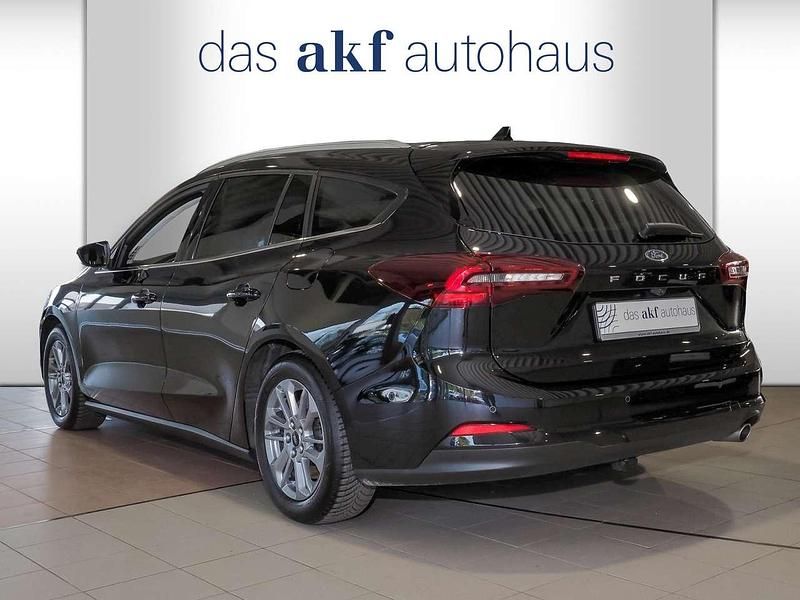 Gebraucht Ford Focus Titanium 116 PS (85 kW) 2025 Obsidianschwarz Kombi