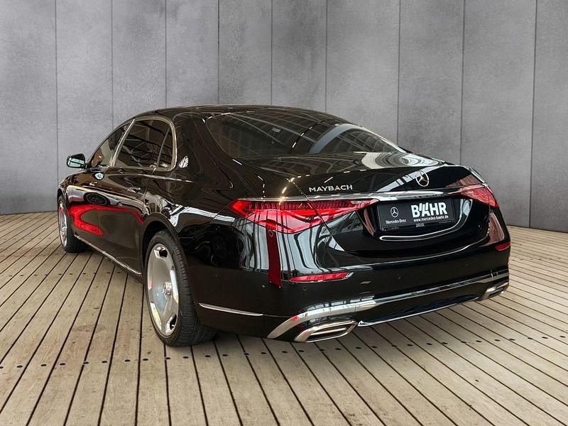 Gebraucht Mercedes S680 612 PS (450 kW) 2023 Schwarz Limousine