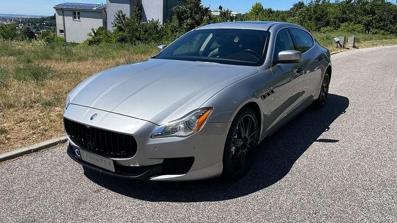 Silber Gebraucht 2014 Maserati Quattroporte Limousine | 22.950 € - Bild 1/1