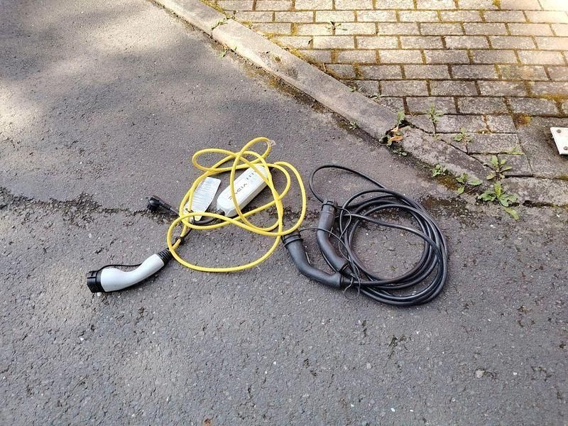 Gebraucht Dacia Spring Essentiel 33 kW (45 PS) 2022 Schwarz Kleinwagen