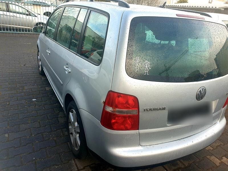 Gebraucht VW Touran 102 PS (75 kW) 2010 Van / Kleinbus