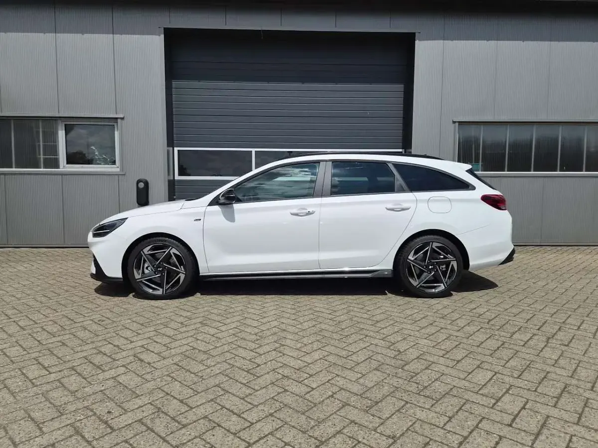 Neu Hyundai i30 N Line 150 PS (110 kW) 2026 Serenity white pearl Kombi