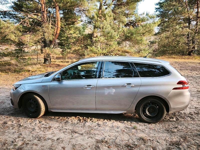 Gebraucht Peugeot 308 131 PS (96 kW) 2017 Kombi