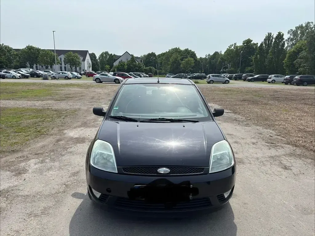 Gebraucht Ford Fiesta Ghia 80 PS (58 kW) 2002 Schwarz Kleinwagen
