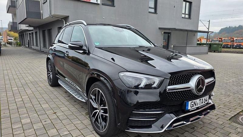 Schwarz Gebraucht 2020 Mercedes GLE400 AMG SUV | 63.300 € (Fairer Preis) - Bild 1/4